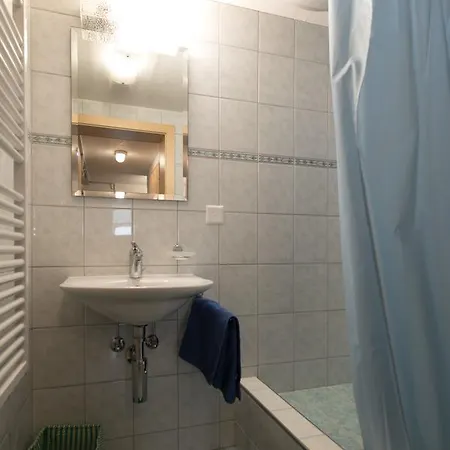 Chasa Anguel Holiday home *