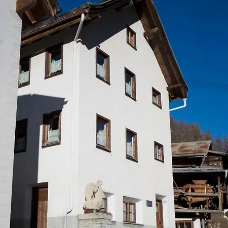 Holiday home Chasa Anguel Samnaun