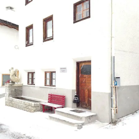 Holiday home Chasa Anguel *